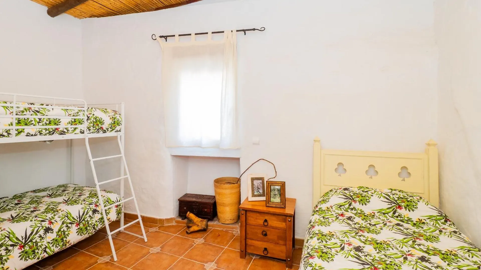 Holiday home Cubo'S Secret Nature House Monda Spain